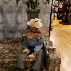 Spirit Halloween