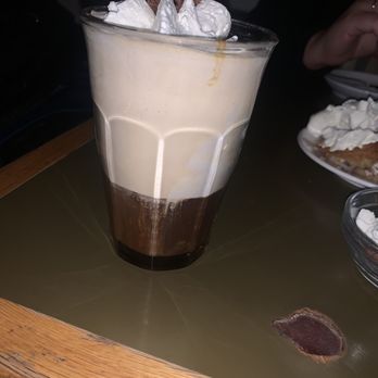 Winkel 43 - Irish coffee - Desserts Near Me - Amsterdam, New Hampshire