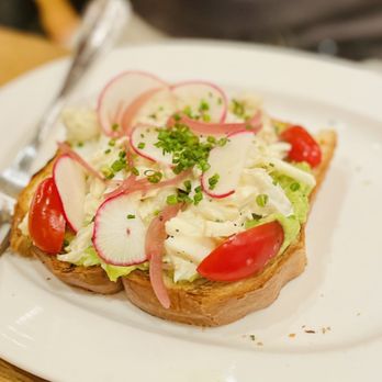 The Select - Crab Toast - Mediterranean Near Me - Sandy Springs, Georgia