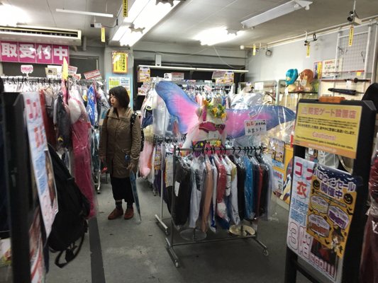 葛篭　しょうわさ初期　浅草の葛篭のお店で購入 8K 3D VR180 ] 新年2025年元日の浅草初詣の賑わい New Year's