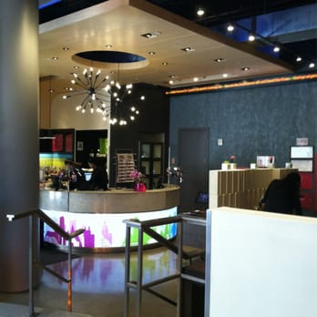 Aloft by Marriott Harlem - The living area - Hotels Near Me - New York, New York