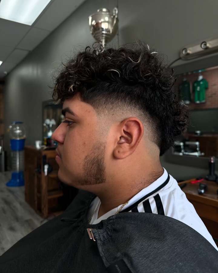 El Barber Shop Logo