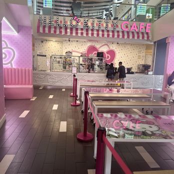 Hello Kitty Cafe - Exterior - Themed Cafes Near Me - Las Vegas, Nevada