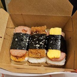 spam musubi, katsu musubi, and spam and tamago musubi