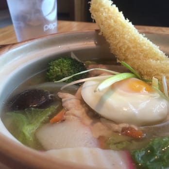 Toshi Sushi & Grill - Nabeyaki Udon - Sushi Bars Near Me - Gurnee, Illinois