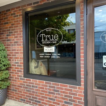 True Kitchen + Bar - New American Near Me - Roseburg, Oregon True Kitchen + Bar - New American Near Me - Roseburg, Oregon