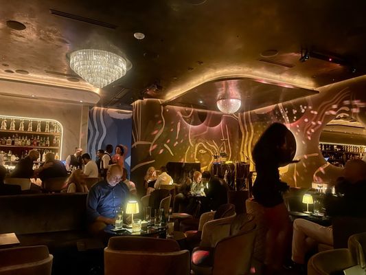 Segreto Lounge by null