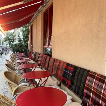 The Laundromat Cafe - Grabbing brunch! - Cafes Near Me - København Ø, 84 The Laundromat Cafe - Grabbing brunch! - Cafes Near Me - København Ø, 84