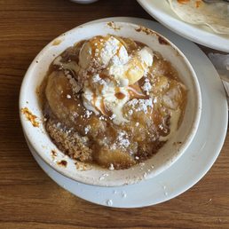 Oven-Baked Caramel Apple Pie Crisp