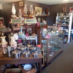 Squaw Valley Consignment Shoppe - Vintage collectibles!
