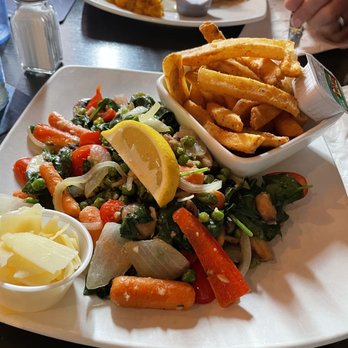 May Kelly's - Sir Fry Veggies and Fries - Pubs Near Me - North Conway, New Hampshire