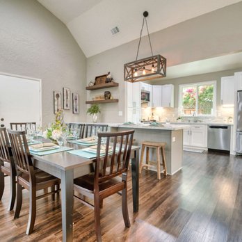 VDecor Staging - Dining Room - Home Staging Near Me VDecor Staging - Dining Room - Home Staging Near Me
