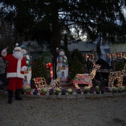 Pinesbridge Nursery - Hi Santa!