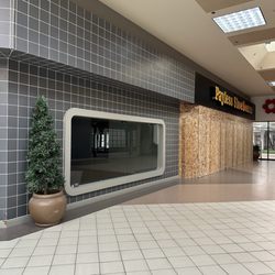Kalispell Center Mall - Vacant and Boarded Up Stores