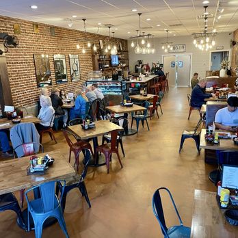 Cantaberry - Interior space - American Near Me - Ellijay, Georgia