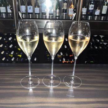 Bubbles & Wines Wine & Champagnebar - Champagne flight - Wine Bars Near Me - Amsterdam, New Hampshire Bubbles & Wines Wine & Champagnebar - Champagne flight - Wine Bars Near Me - Amsterdam, New Hampshire