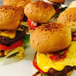 Byens Burger og Pizza - Der er så mange forskellige burger hos byens burger til enhver smage.