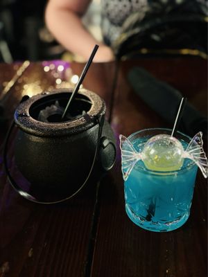 The Lola - Cocktail Lab & Eatery by null