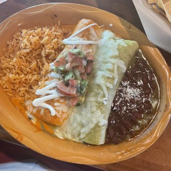 Cocina Madrigal - Mushroom Enchilada and green chili enchilada - Tacos Near Me - Phoenix, Arizona