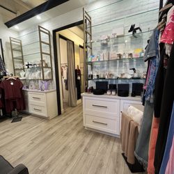 Roka Boutique