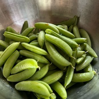 Stade's Farm & Market - Sugar snap peas - Farmers Market Near Me - McHenry, Illinois Stade's Farm & Market - Sugar snap peas - Farmers Market Near Me - McHenry, Illinois