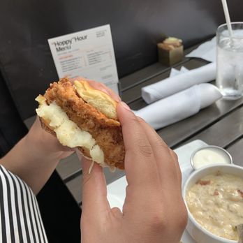Eureka! - Fried Chicken Sliders - American Near Me - Seattle, Washington