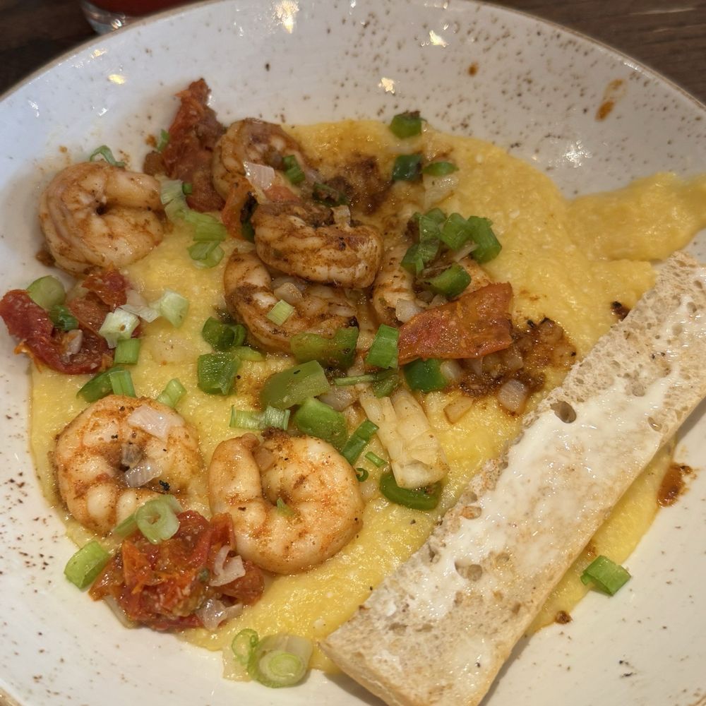 Cajun Shrimp & Grits Cajun Shrimp & Grits