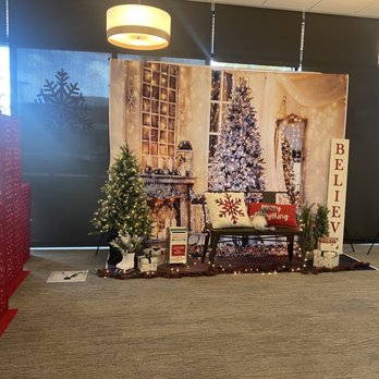 District56 - Beautiful backdrop for photos with Santa - Civic Center Near Me - Elk Grove, California