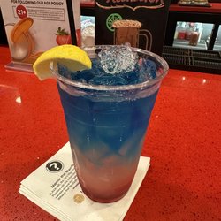 MacGuffins Bar And Lounge
