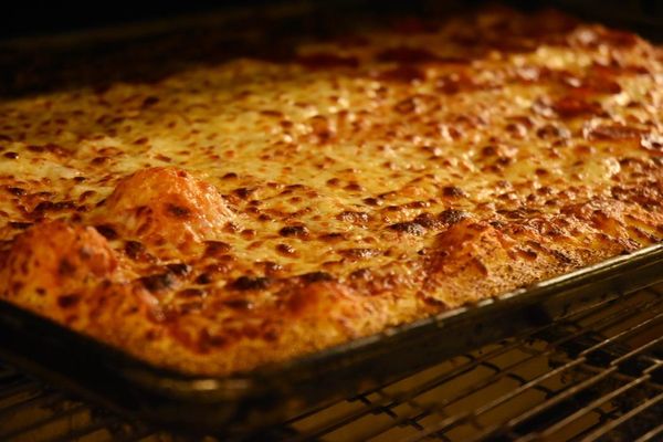 Hungry Howie's Pizza