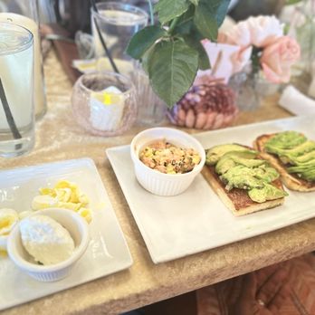 Ruggles Black - Avocado toast and poached eggs - New American Near Me - Houston, Texas Ruggles Black - Avocado toast and poached eggs - New American Near Me - Houston, Texas