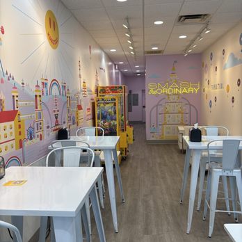 Yonutz - The restaurant - Donuts Near Me - Houston, Texas
