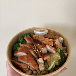 Honey & Spicy Chicken Thigh Energy Grain Bowl 奥尔良鸡腿能量碗