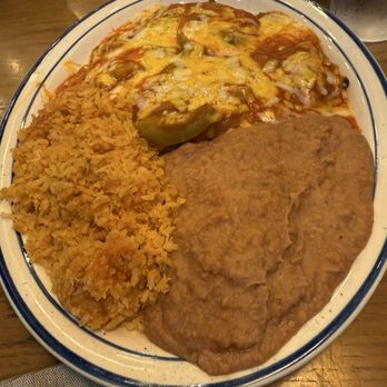 El Zarape - Chile relleno (the beans look like poop, the rice looked nasty - Mexican Near Me - Cypress, California