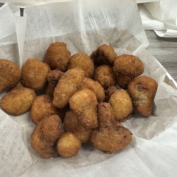 D & LP Subs - Fried mushrooms - Sandwiches Near Me - Jacksonville Beach, Florida D & LP Subs - Fried mushrooms - Sandwiches Near Me - Jacksonville Beach, Florida
