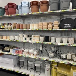 pOpshelf - Home garden section