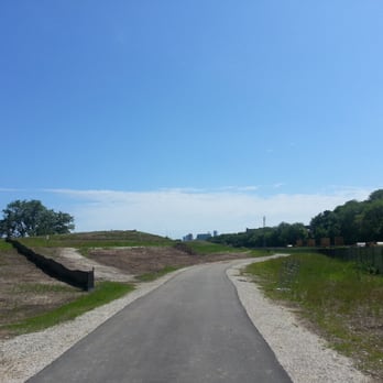 Hank Aaron State Trail - Hiking Near Me - Milwaukee, Wisconsin
