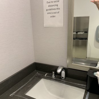 Hyatt Place Eugene/Oakway Center - Lobby bathroom doesn't have working sinks to wash your hands during covid!!! - Hotels Near Me - Eugene, Oregon