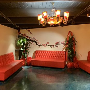 Boston Lobster - Waiting area be the front - Chinese Near Me - Rosemead, California Boston Lobster - Waiting area be the front - Chinese Near Me - Rosemead, California