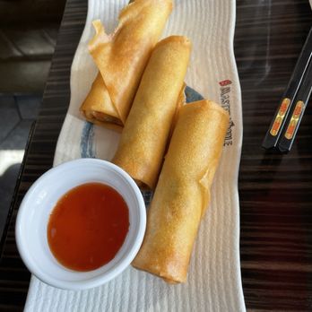 Master Noodle - Crispy egg rolls, every thing is made from scratch! - Chinese Near Me - Saint Paul, Minnesota