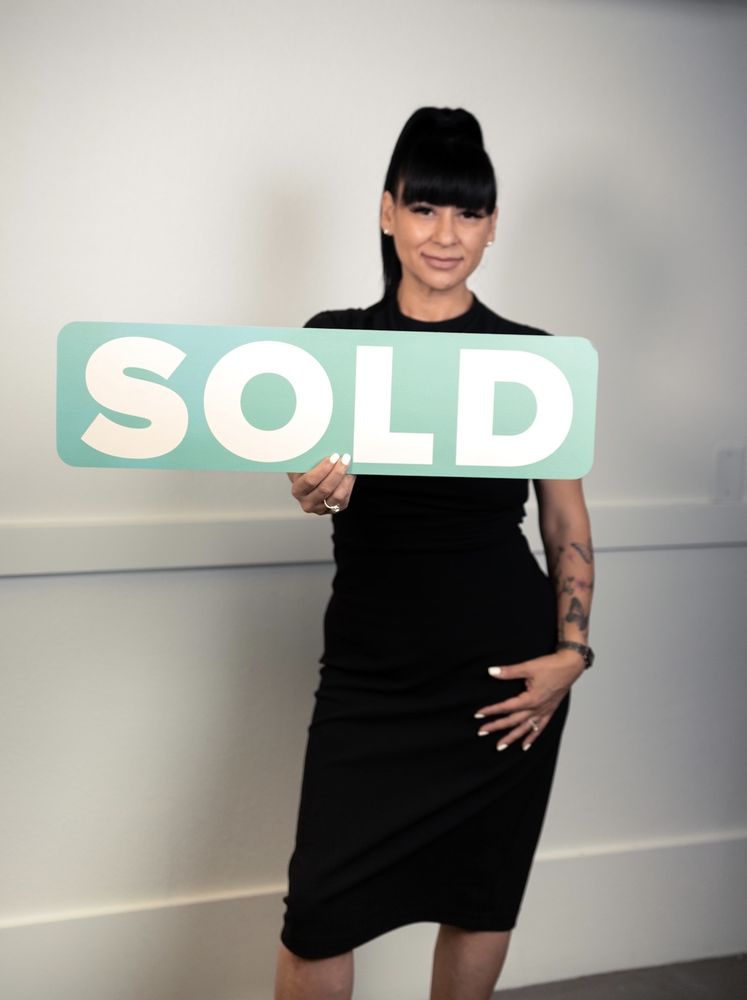 IVETTE CHAVEZ REALTOR AT PARK PLACE REAL ESTATE Contact Agent 418