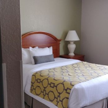 Baymont by Wyndham Tehachapi - My bed - Hotels Near Me - Tehachapi, California Baymont by Wyndham Tehachapi - My bed - Hotels Near Me - Tehachapi, California