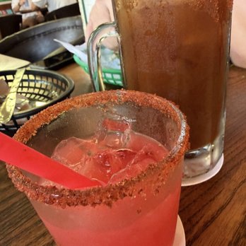 De Nada Cantina - Michelada & grapefruit margarita - Mexican Near Me - Austin, Texas