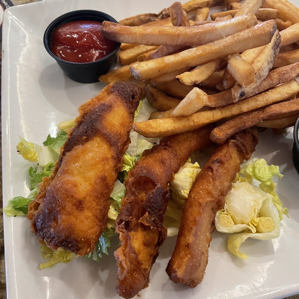 Lolo American Kitchen And Craft Bar - Fish and chip - New American Near Me - Saint Paul, Minnesota Lolo American Kitchen And Craft Bar - Fish and chip - New American Near Me - Saint Paul, Minnesota