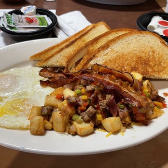 River City Brewery - Eggs, bacon, toast and loaded potatoes - Pizza Near Me - Wichita, Kansas