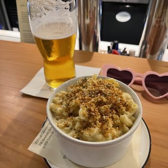 Cordial Cellar + Lounge - Wine Bars Near Me - Castro Valley, California