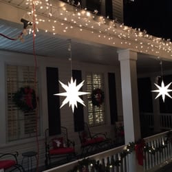 Huffman House Bed and Breakfast - Christmas lights at the Huffman house bed-and-breakfast