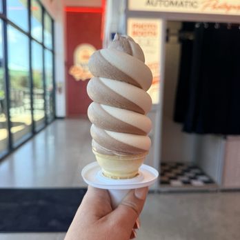 With Love Always - Soft serve ice cream - Burgers Near Me - Las Vegas, Nevada With Love Always - Soft serve ice cream - Burgers Near Me - Las Vegas, Nevada
