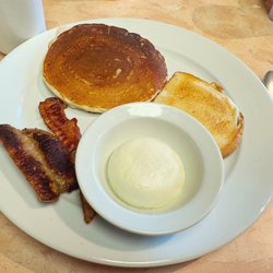 Route 99 Diner - Magical pancakes.