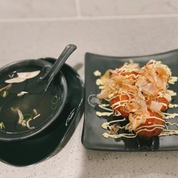 Zuru Ramen & Hibachi - Takoyaki